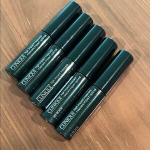 New Clinique bundle of 5 high impact mascara 💕